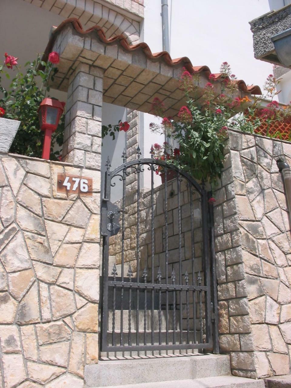 Apartmani Manuela Lopar Exterior foto